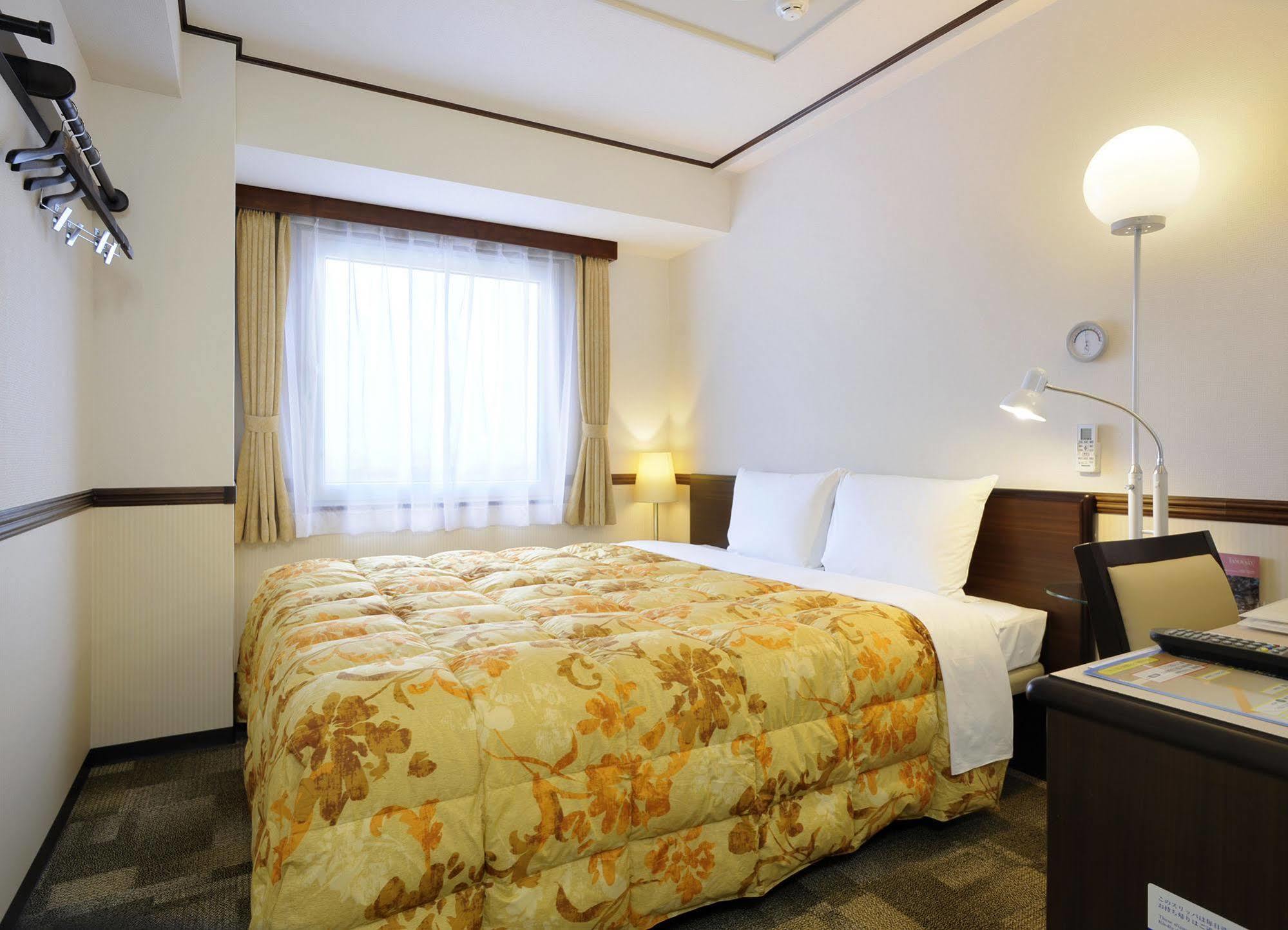 Toyoko Inn Utsunomiya Ekimae No 1 Extérieur photo