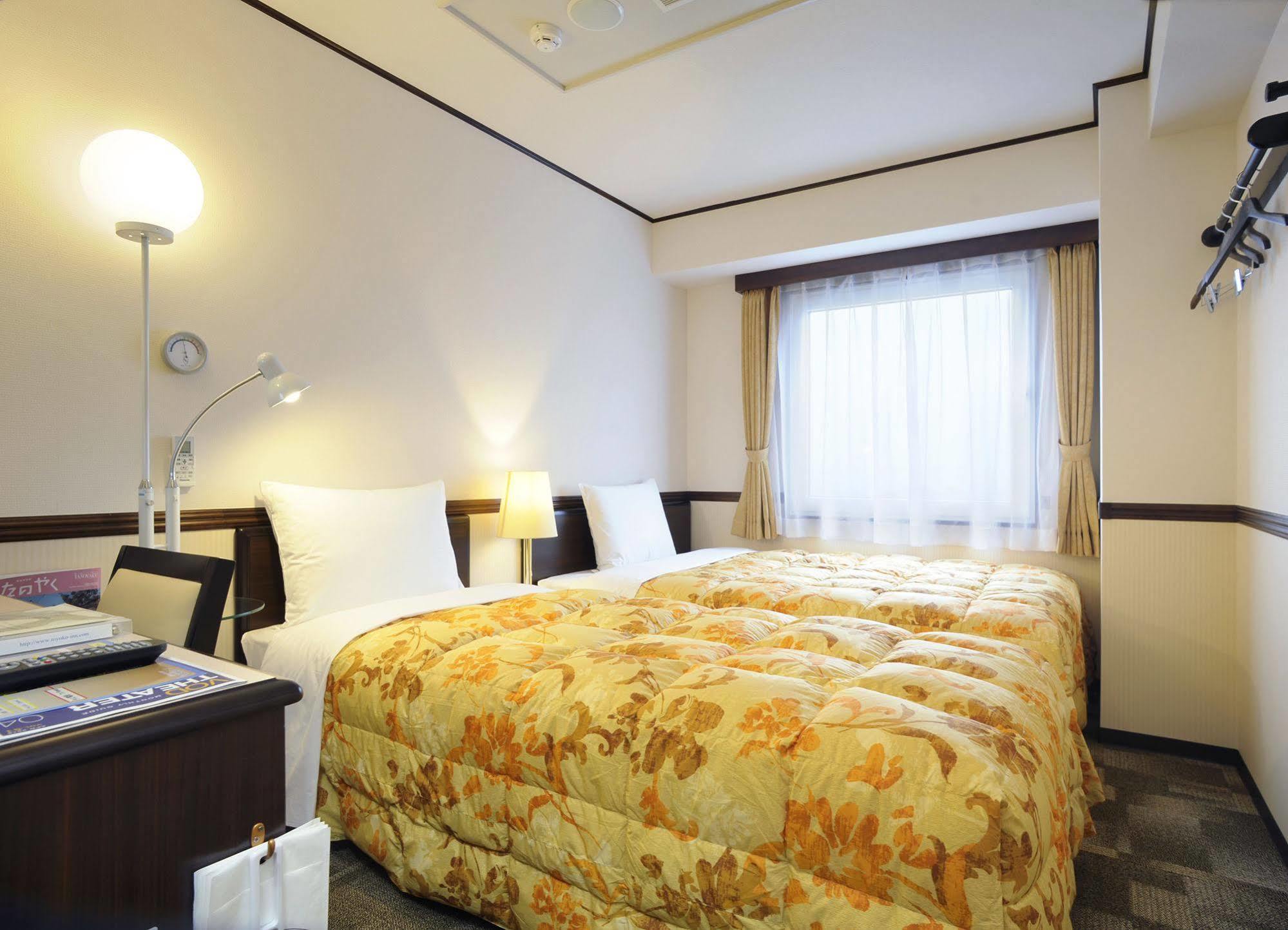 Toyoko Inn Utsunomiya Ekimae No 1 Extérieur photo
